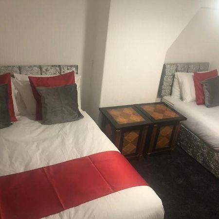 Kirubash Central Pier Hotel Blackpool Kültér fotó