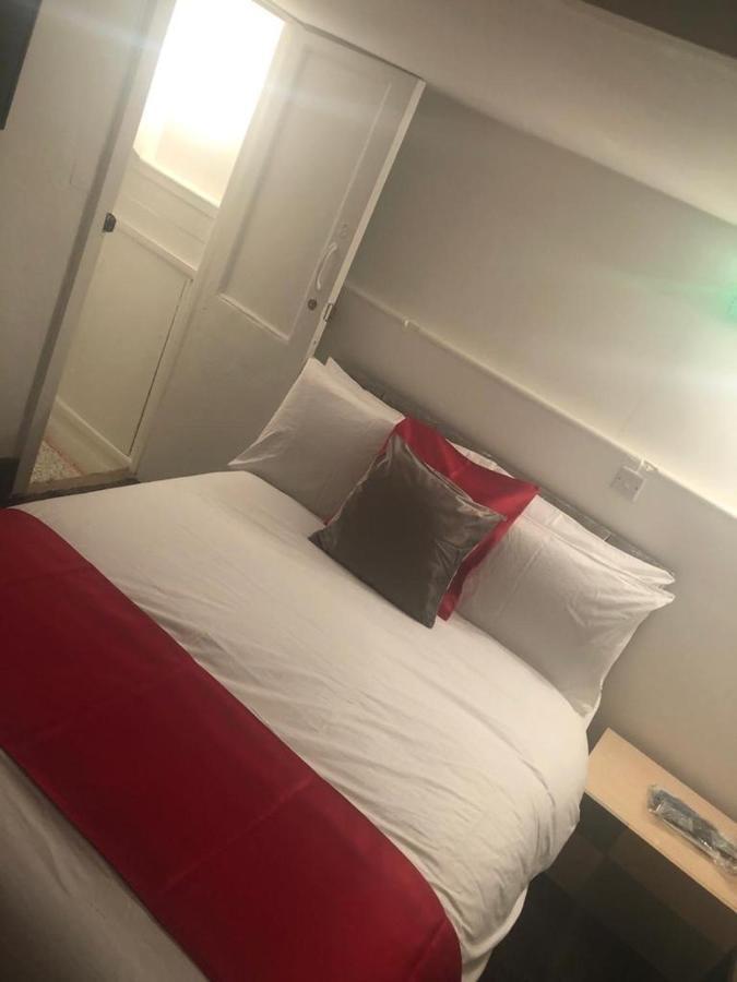 Kirubash Central Pier Hotel Blackpool Kültér fotó